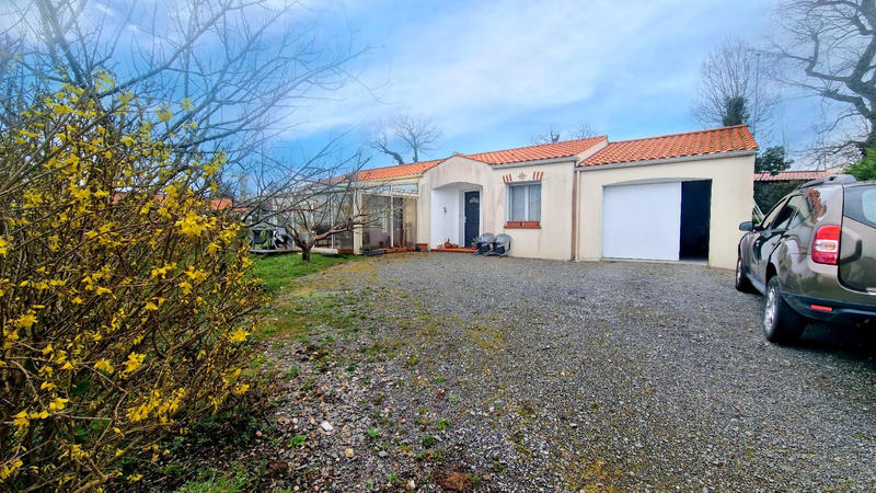 Maison - 100 m² - 4 pièces