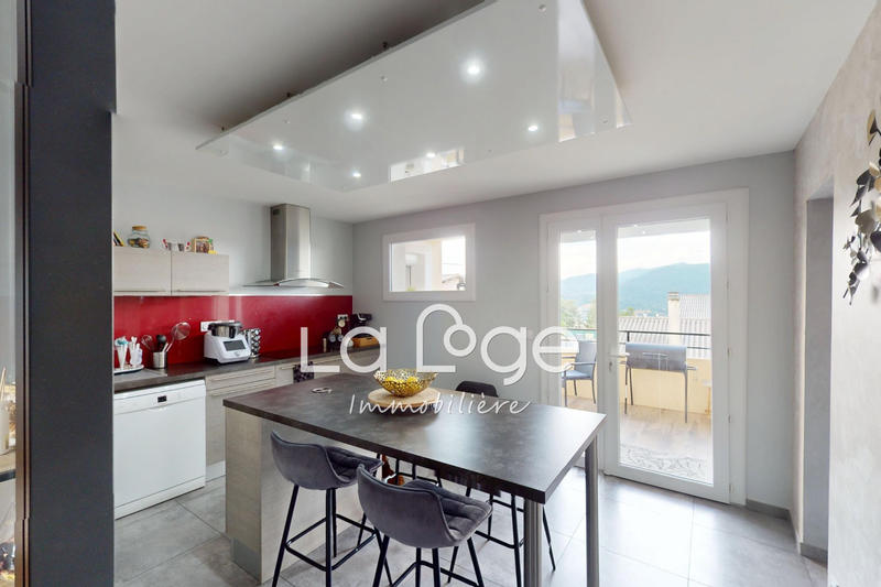 Appartement - 113 m² - 4 pièces