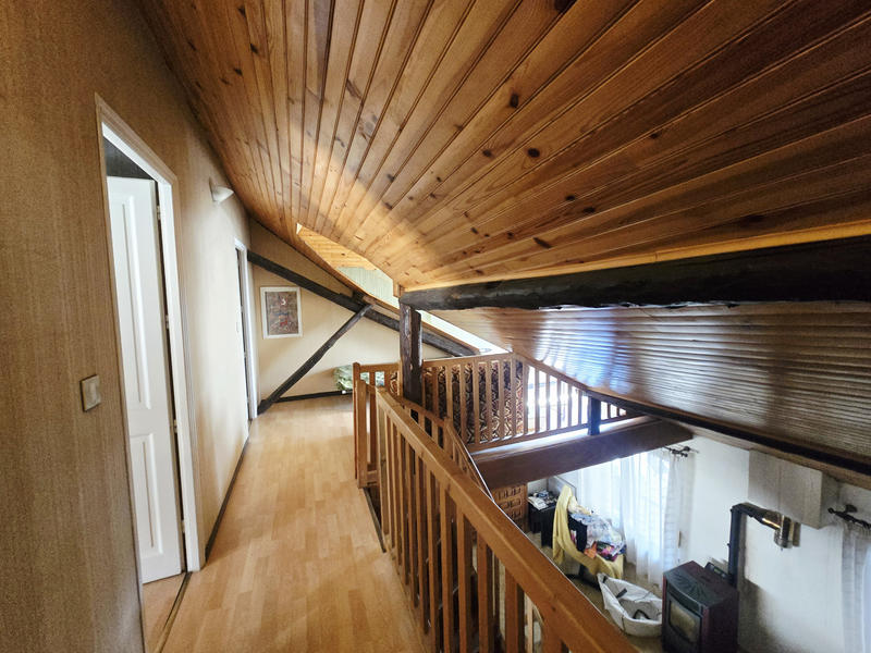 Appartement - 99 m² - 4 pièces