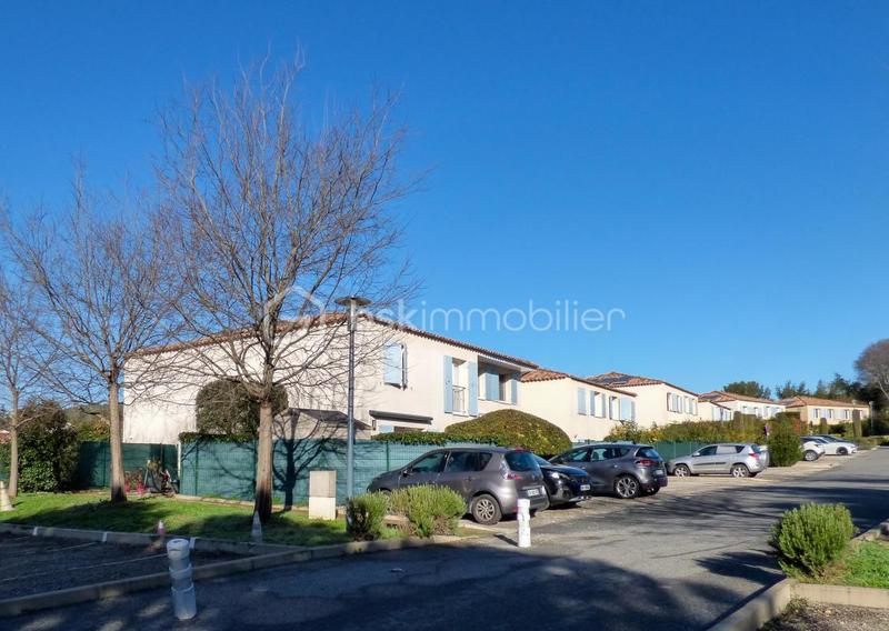 Maison - 79 m² - 3 pièces