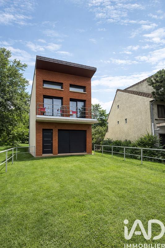 Maison - 90 m² - 4 pièces