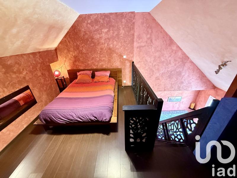 Maison - 210 m² - 8 pièces