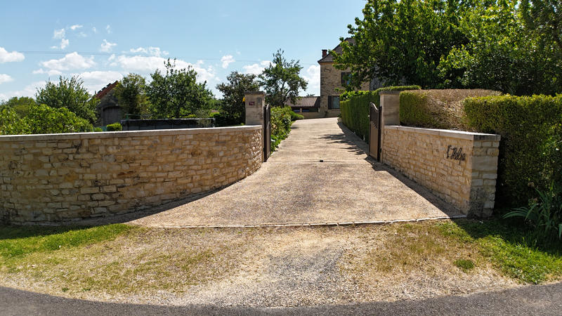 Maison - 199 m² - 10 pièces