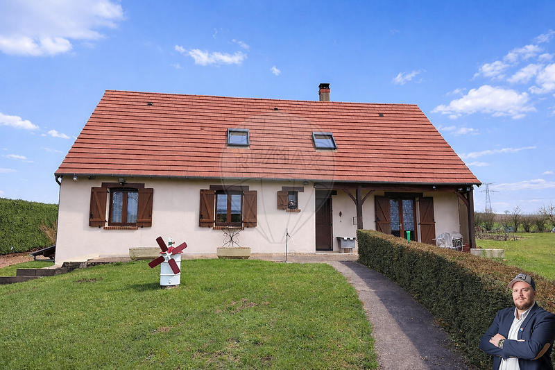 Maison - 183 m² - 8 pièces