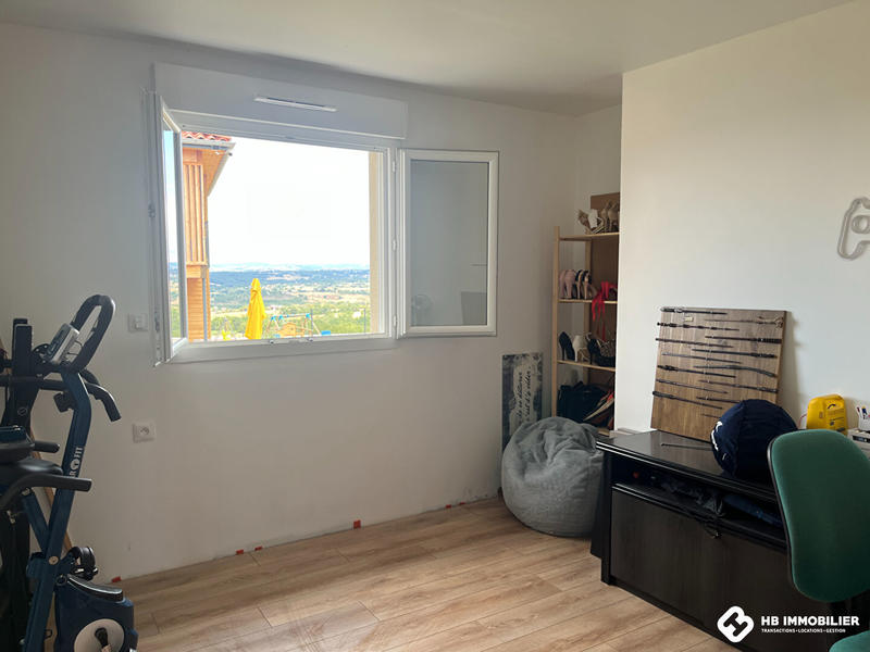 Maison - 87 m² - 5 pièces