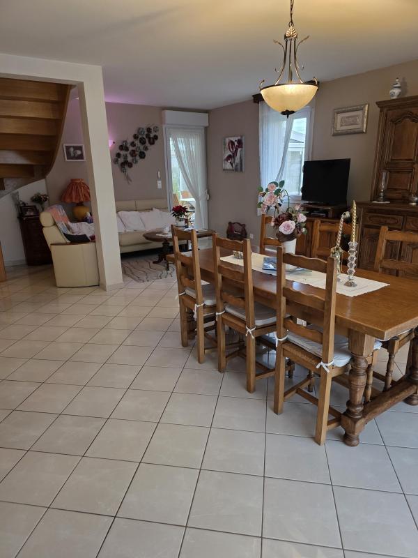 Pavillon - 160 m² - 6 pièces