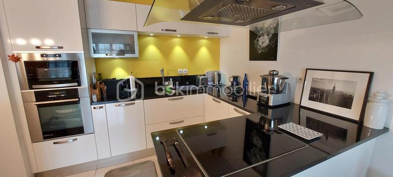 Appartement - 63 m² - 3 pièces