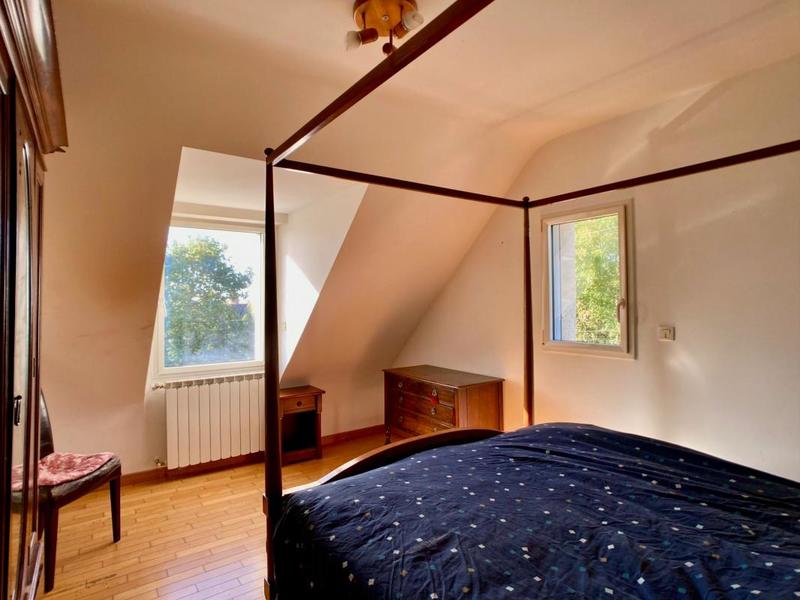 Maison - 158 m² - 7 pièces