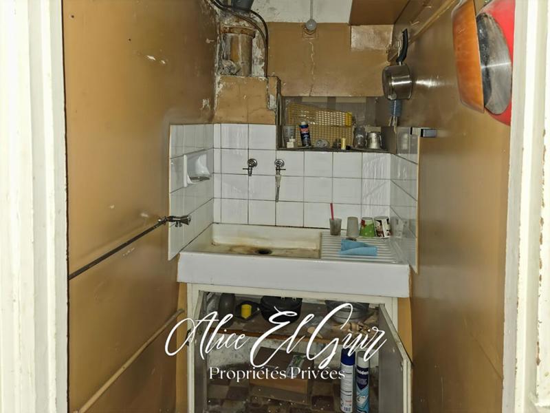 Immeuble - 90 m² - 5 pièces