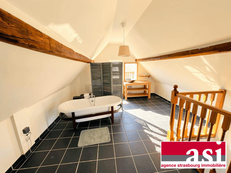 Maison traditionnelle - 117 m² - 4 pièces