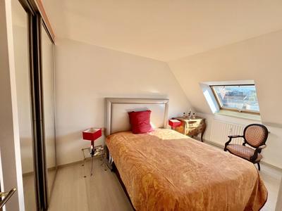 Appartement - 80 m² - 3 pièces