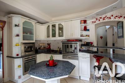 Maison - 155 m² - 7 pièces