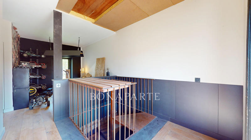 Maison - 189 m² - 8 pièces