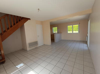 Maison - 71 m² - 5 pièces