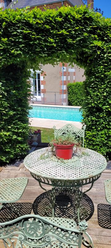 Propriété - 221 m² - 9 pièces