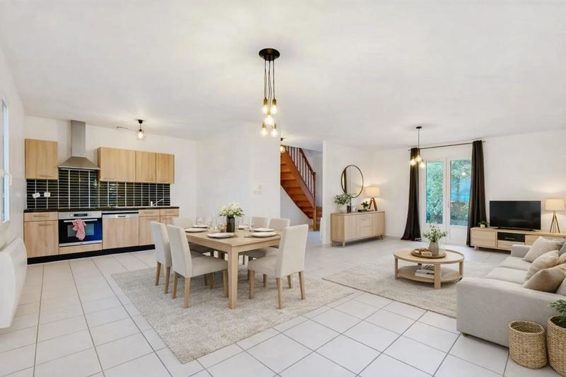 Maison - 120 m² - 4 pièces