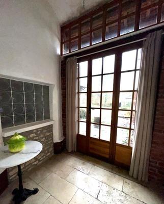 Corps de ferme - 310 m² - 10 pièces