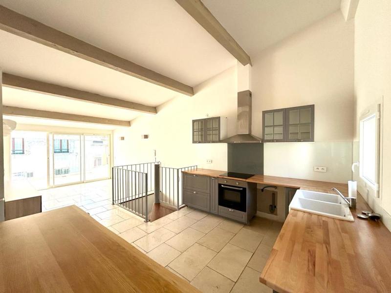 Appartement - 70 m² - 3 pièces