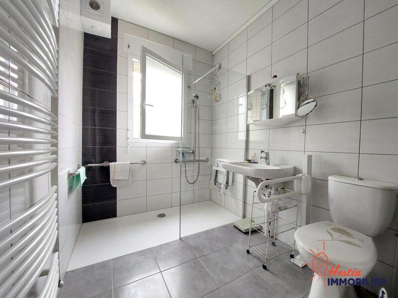 Maison - 149 m² - 16 pièces