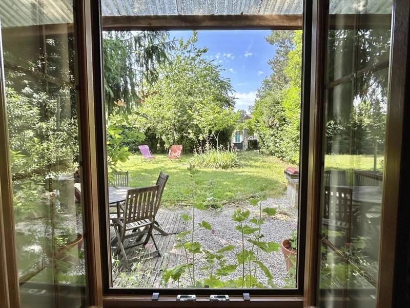 Propriété - 288 m² - 13 pièces