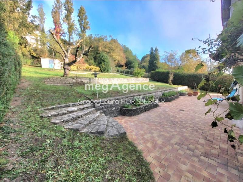 Maison - 163 m² - 8 pièces