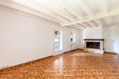 Maison - 131 m² - 6 pièces