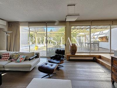 Maison - 209 m² - 6 pièces