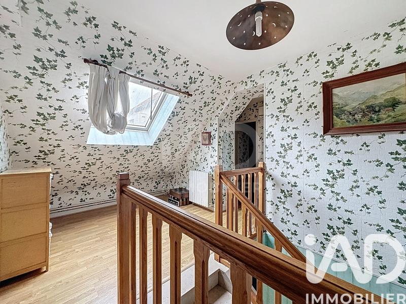 Maison - 200 m² - 7 pièces