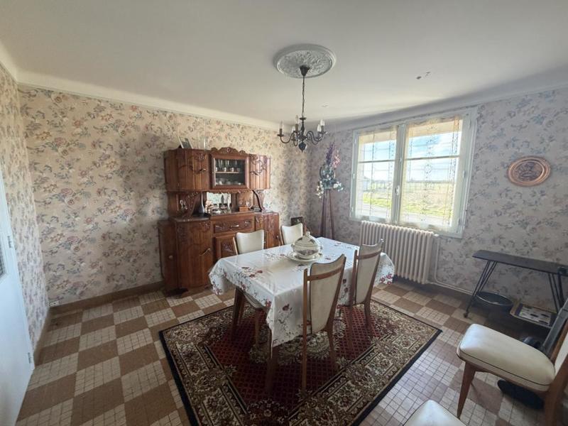 Maison - 96 m² - 5 pièces