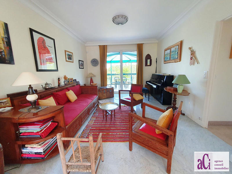 Maison - 177 m² - 7 pièces