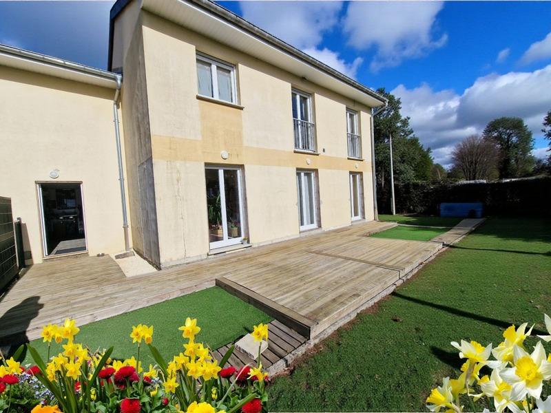 Maison - 118 m² - 5 pièces