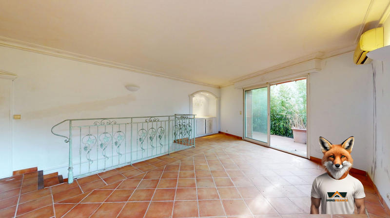 Appartement - 141 m² - 6 pièces