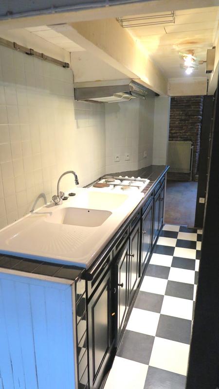 Appartement - 85 m² - 2 pièces