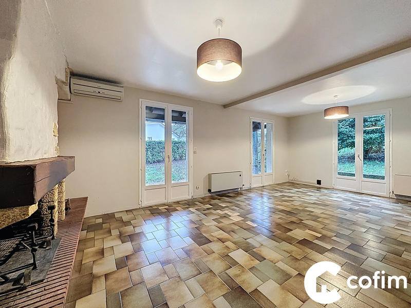 Maison - 110 m² - 6 pièces