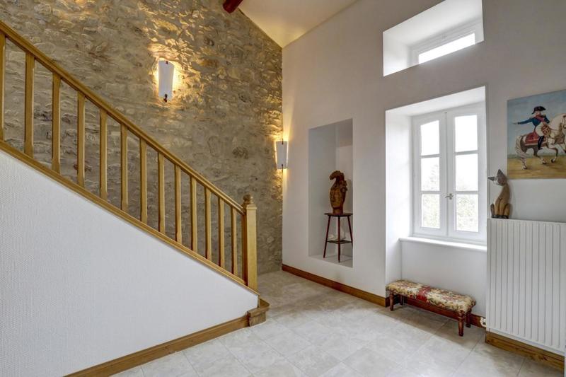 Maison - 276 m² - 6 pièces