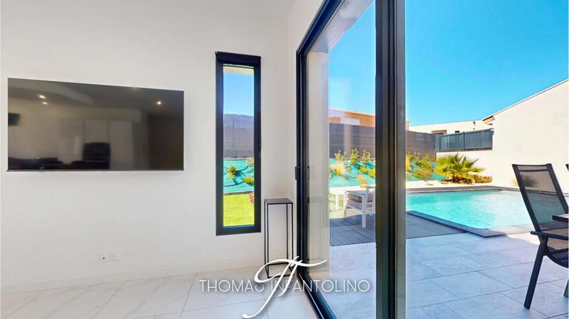 Maison - 115 m² - 5 pièces