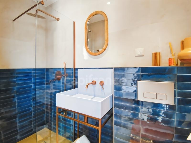 Fonds de commerce - 200 m²