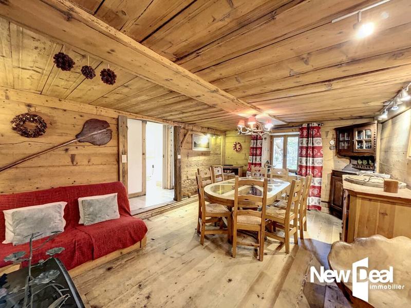 Maison en pierre - 168 m² - 8 pièces