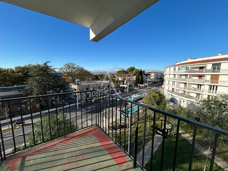 Appartement - 99 m² - 5 pièces