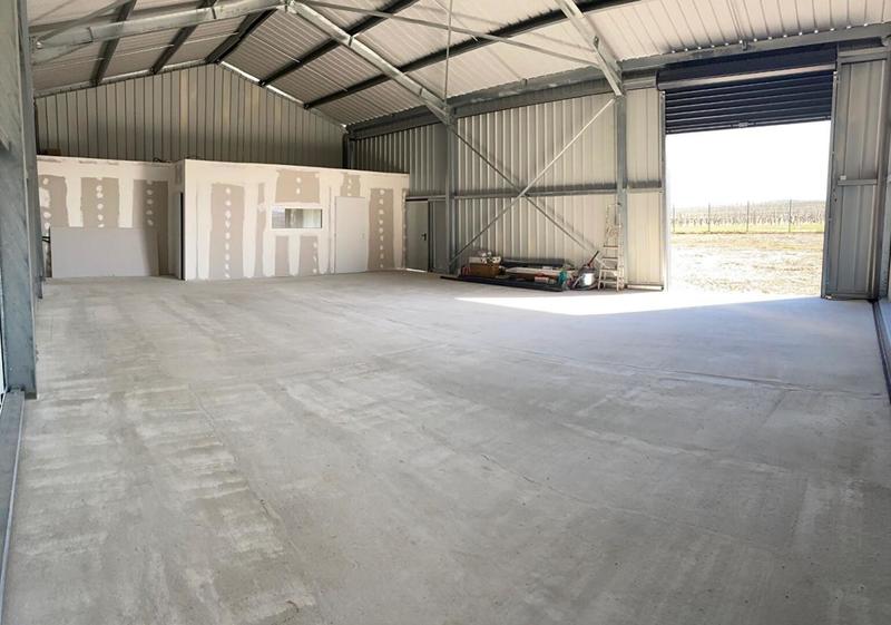 Local d'activité / Entrepôt - 150 m²