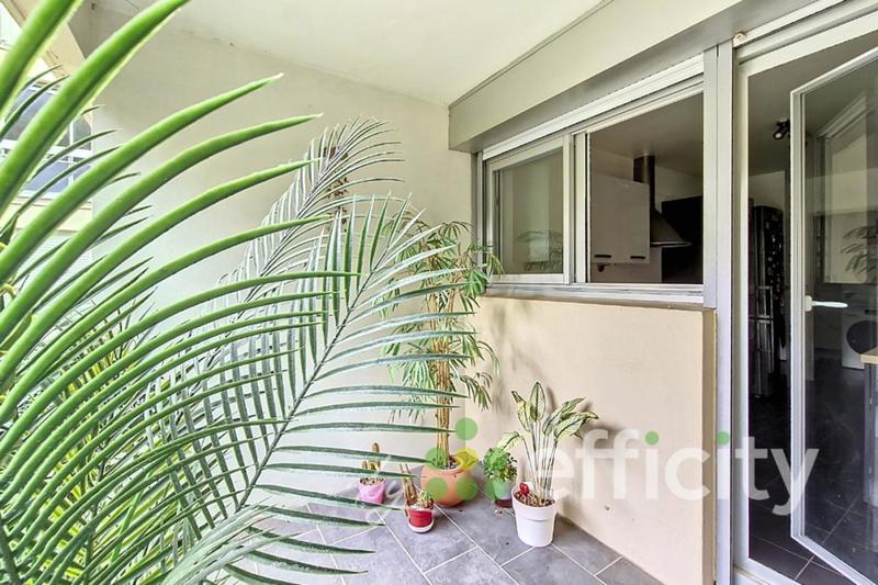 Appartement - 94 m² - 4 pièces