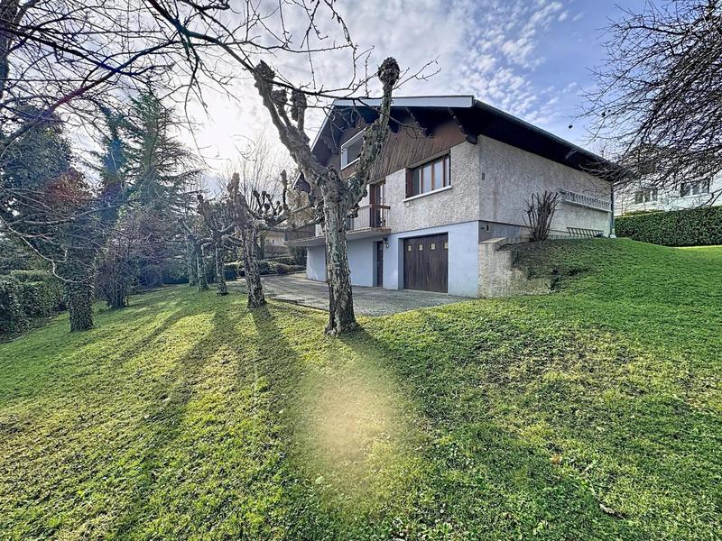 Maison - 135 m² - 7 pièces