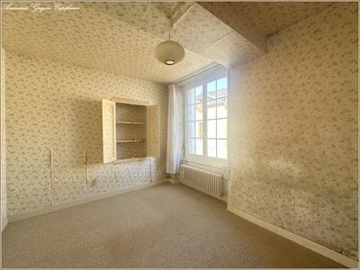 Maison de village - 90 m² - 4 pièces