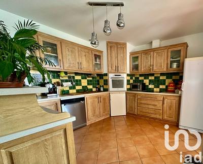 Maison - 185 m² - 5 pièces