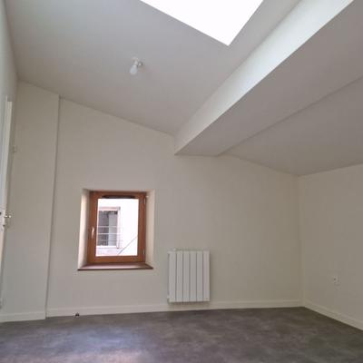 Appartement - 77 m² - 3 pièces
