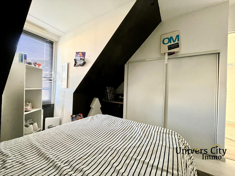 Maison traditionnelle - 98 m² - 5 pièces