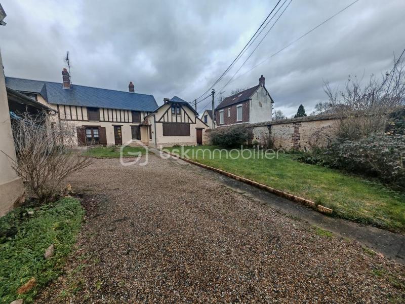 Maison ancienne - 128 m² - 8 pièces