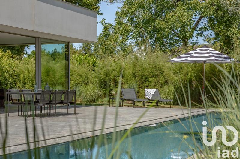 Maison de maîtres - 700 m² - 6 pièces