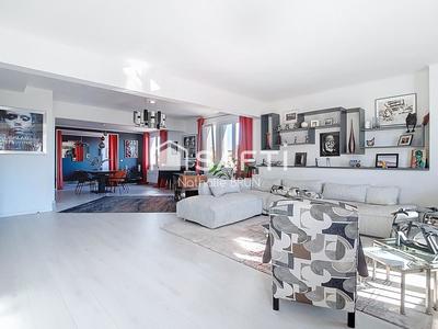 Appartement - 158 m² - 4 pièces