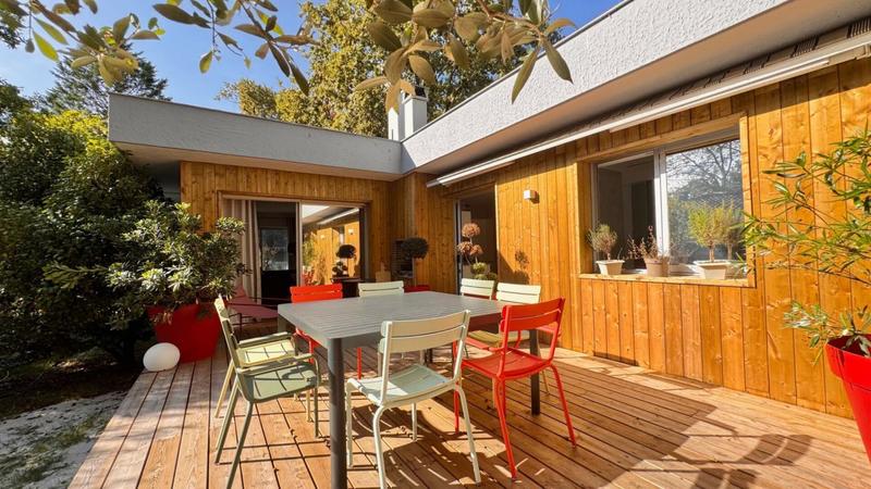 Villa - 146 m² - 6 pièces